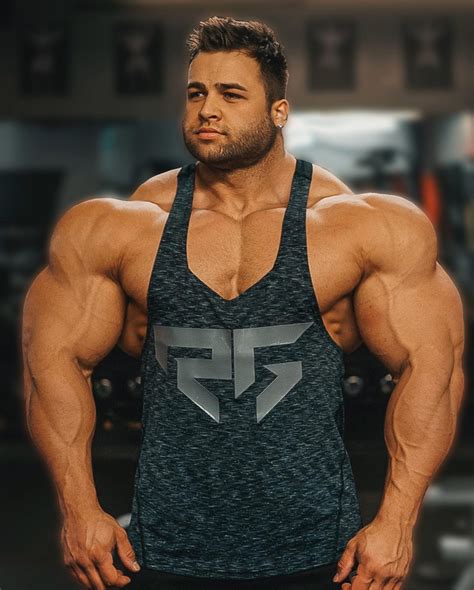 Full of all the muscle : r/fbb